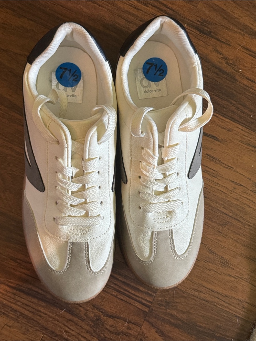 Dolce Vita Women’s Cream and Gray Contrast Lace-Up Sneakers